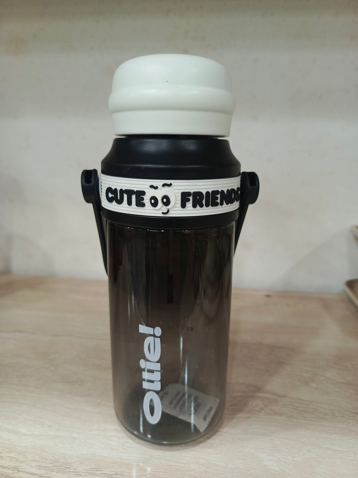 Cute Friends Kids Straw Bottle – LF7